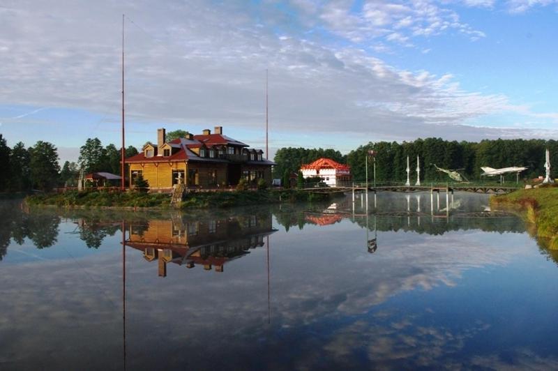 Malibu Lublin Hotel ภายนอก รูปภาพ